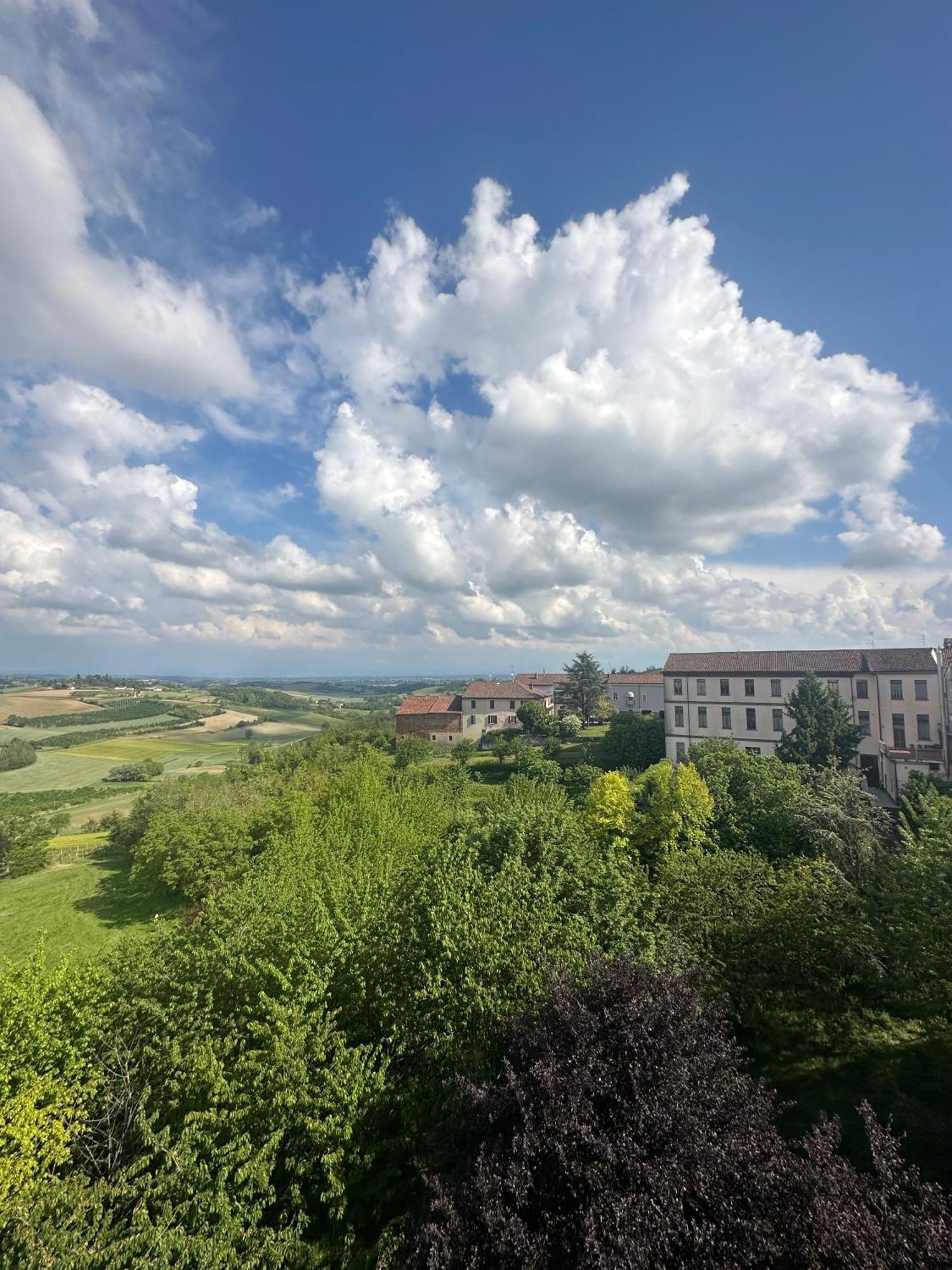 Grande Appartamento Panoramico Lu (Piedmont) Exteriér fotografie